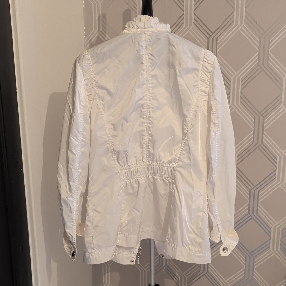 Stylish Women's White Utility Jacket - Picture 3 of 3